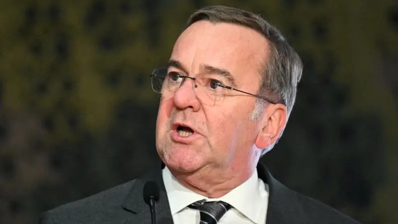 Germany Considers Sending Troops to a Future Buffer Zone Near Ukraine: A Deep Dive