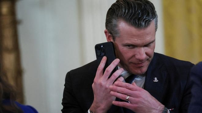 Leaked Signal Chat Exposes Classified Military Operations: A Deep Dive into Pete Hegseth’s Text on Planned Targeted Killing of a Yemeni “Terrorist”