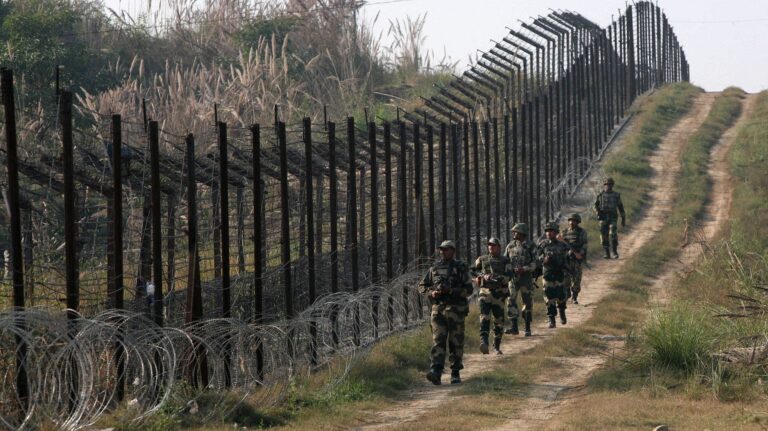 Pahalgam Attack: Pakistan Army Initiates Unprovoked Firing Along LoC in J&K; India 'Responds Swiftly'